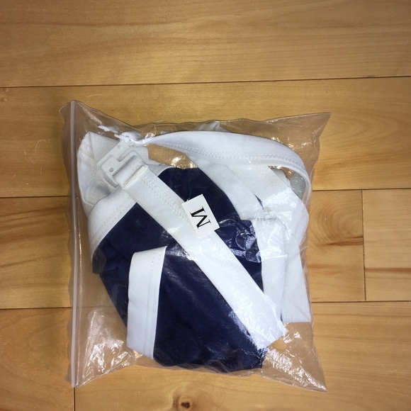 NEW Medium Navy & White Bikini Set - Picture 4 of 6